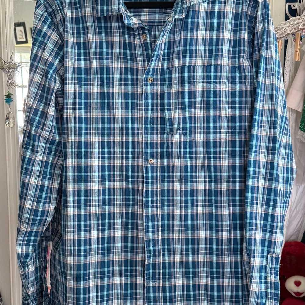 Wrangler Men's Blue and White Plaid Shirt